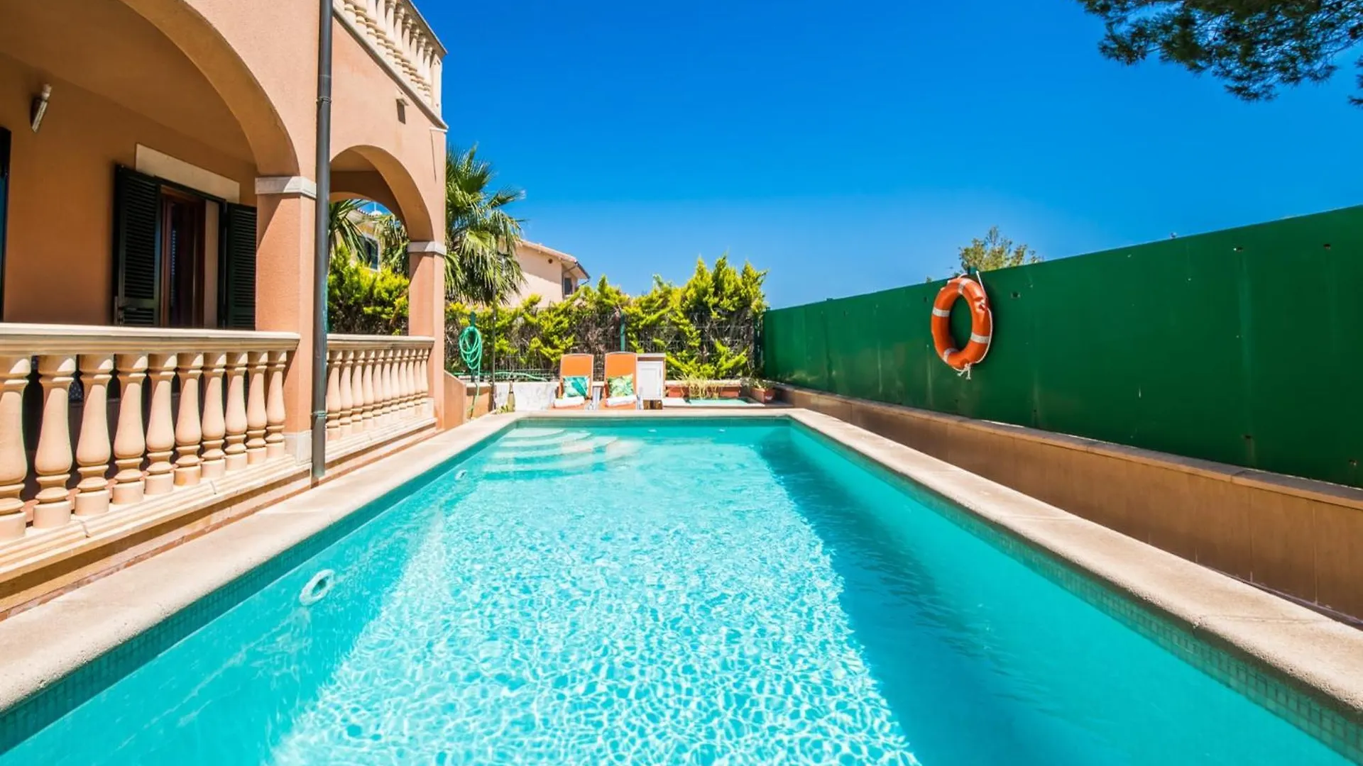 Apartment With Private Swimming Pool Alcúdia Nyaraló