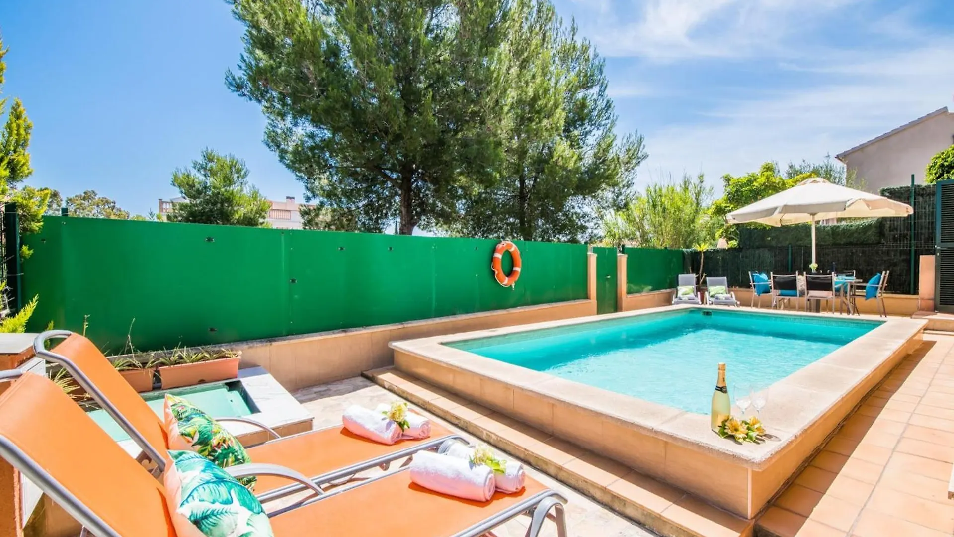 Nyaraló Apartment With Private Swimming Pool Alcúdia